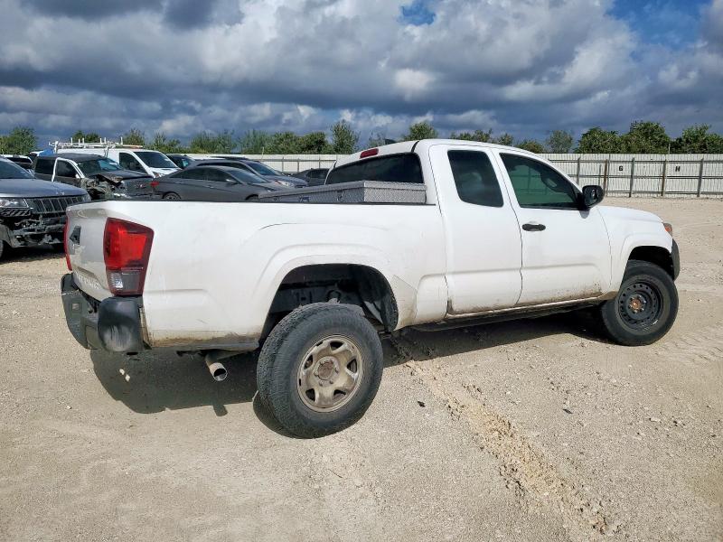 5TFRX5GN0HX091095 - 2017 TOYOTA TACOMA ACCESS CAB أبيض صورة 3