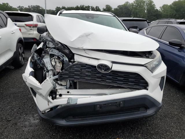 2T3H1RFV5KW007063 - 2019 TOYOTA RAV4 LE Ақ фото 5