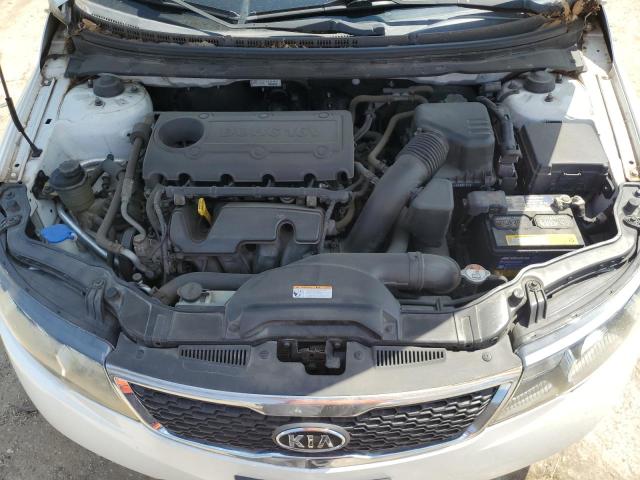 KNAFU4A20C5634595 - 2012 KIA FORTE EX WHITE photo 11