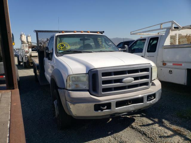 1FDXF46P55EC08244 - 2005 FORD F450 SUPER DUTY WHITE photo 1