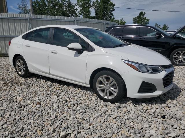 1G1BC5SMXK7153081 - 2019 CHEVROLET CRUZE LS WHITE photo 4