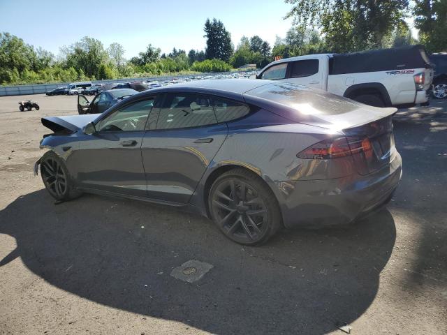 5YJSA1E6XNF479951 - 2022 TESLA MODEL S ნაცრისფერი ფოტო 2