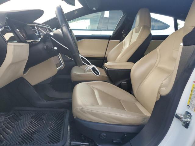 5YJSA1E15FF111053 - 2015 TESLA MODEL S თეთრი ფოტო 7