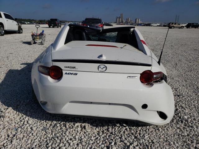 JM1NDAL72H0101822 - 2017 MAZDA MX-5 MIATA CLUB WHITE photo 6