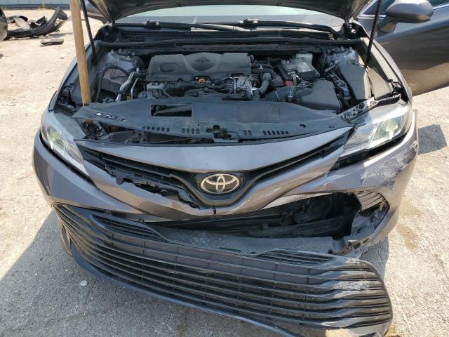 4T1C11AK0LU342248 - 2020 TOYOTA CAMRY LE 灰色 照片 11