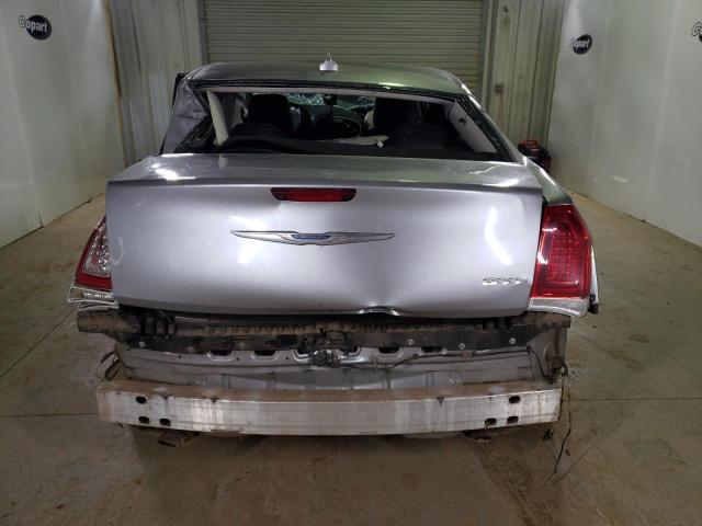 2C3CCAEGXJH136993 - 2018 CHRYSLER 300 LIMITED SILVER photo 6