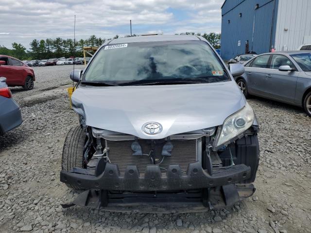 5TDJK3DC3DS059275 - 2013 TOYOTA SIENNA LE SILVER photo 5