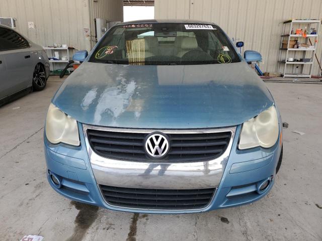WVWFA71F68V003843 - 2008 VOLKSWAGEN EOS LUX 蓝色 照片 5