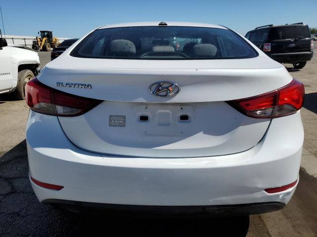 5NPDH4AE2GH693338 - 2016 HYUNDAI ELANTRA SE WHITE photo 6