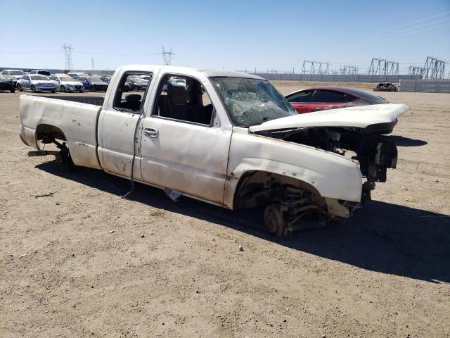 2GCEC19V441121867 - 2004 CHEVROLET SILVERADO C1500 WHITE photo 4