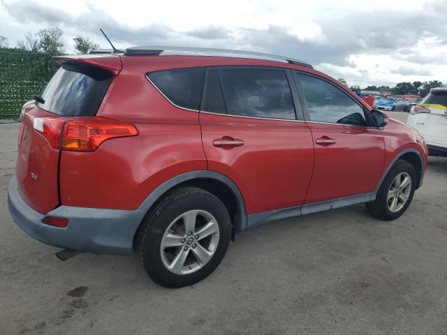 2T3WFREVXFW188709 - 2015 TOYOTA RAV4 XLE RED photo 3