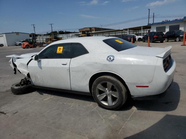 2C3CDZAG6KH671886 - 2019 DODGE CHALLENGER SXT WHITE photo 2