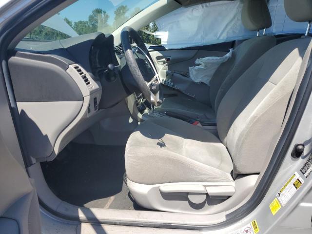 2T1BU4EE7DC072365 - 2013 TOYOTA COROLLA BASE SILVER photo 7