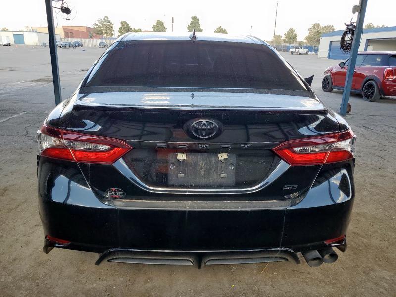 4T1T11AK2RU872701 - 2024 TOYOTA CAMRY SE NIGHT SHADE BLACK photo 6