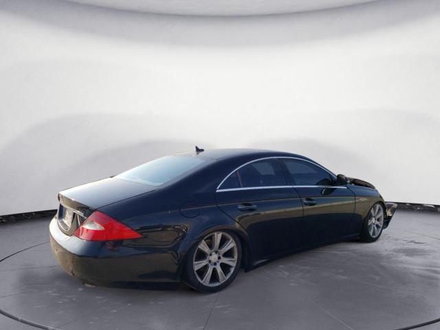 WDDDJ72X88A126488 - 2008 MERCEDES-BENZ CLS 550 BLACK photo 3