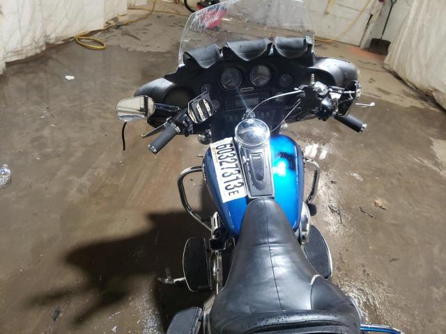 1HD1FCW106Y692922 - 2006 HARLEY-DAVIDSON FLHTCUI 蓝色 照片 5