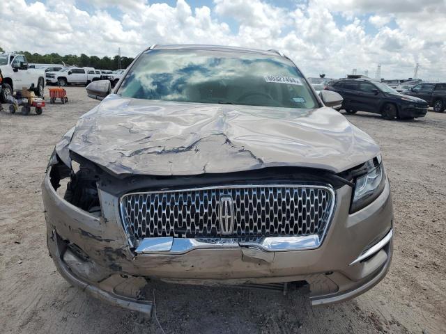 5LMCJ2C96KUL23165 - 2019 LINCOLN MKC SELECT Ոսկեգույն լուսանկար 5
