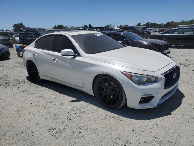 JN1EV7AP9KM515864 - 2019 INFINITI Q50 LUXE WHITE photo 4