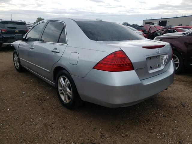 1HGCM56877A121920 - 2007 HONDA ACCORD EX SILVER photo 2