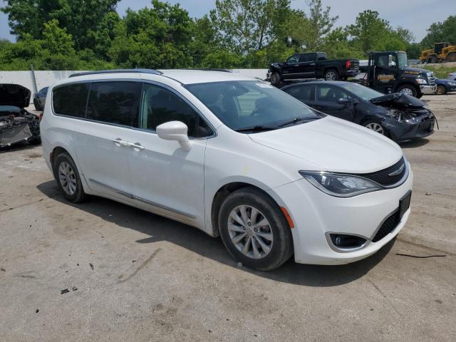 2C4RC1BG2KR700660 - 2019 CHRYSLER PACIFICA TOURING L WHITE photo 4