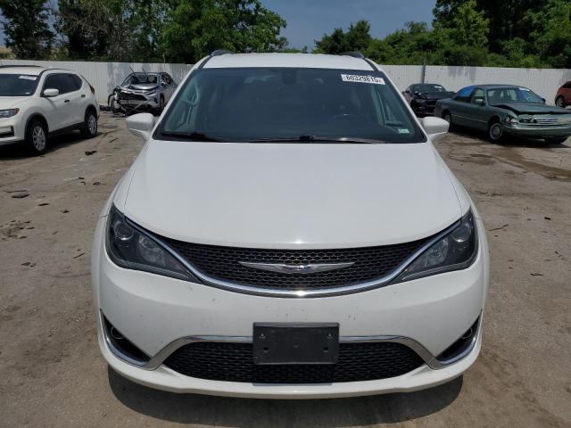 2C4RC1BG2KR700660 - 2019 CHRYSLER PACIFICA TOURING L WHITE photo 5