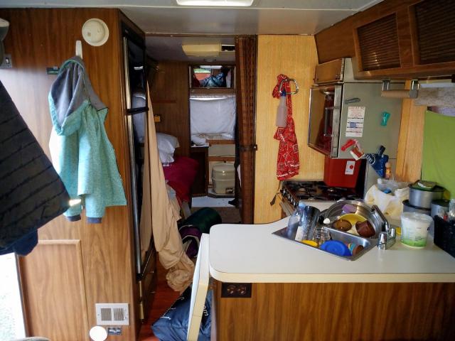 030216S645 - 1976 PACE MOTORHOME  photo 6