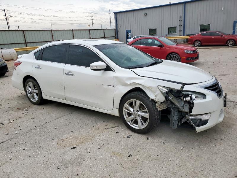 1N4AL3AP7DN510238 - 2013 NISSAN ALTIMA 2.5 白色 照片 4