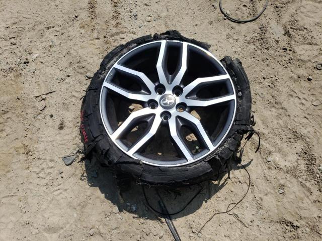 JTKJF5C78F3096923 - 2015 TOYOTA SCION TC 黑色 照片 12