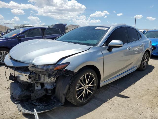 4T1G11AKXMU616722 - 2021 TOYOTA CAMRY SE SILVER photo 1