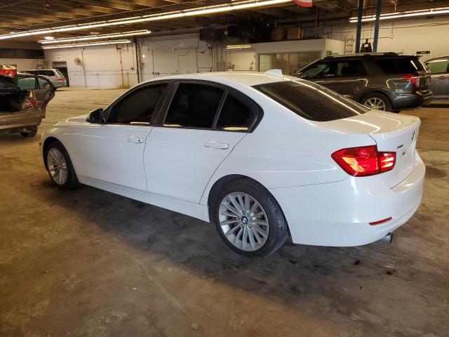 WBA3C3C5XDF982262 - 2013 BMW 320 I XDRIVE WHITE photo 2
