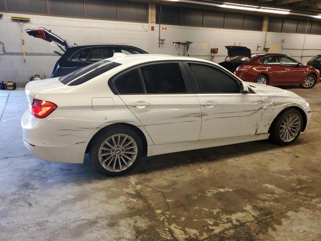 WBA3C3C5XDF982262 - 2013 BMW 320 I XDRIVE WHITE photo 3