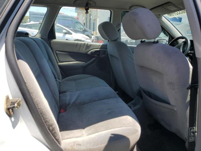 1FAFP36362W143422 - 2002 FORD FOCUS SE WHITE photo 10