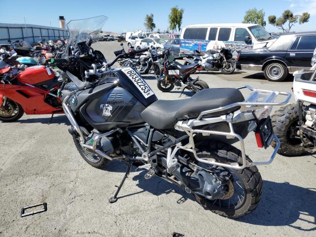 WB10M1302M6D72769 - 2021 BMW R 1250 GS ADVENTURE GRAY photo 3