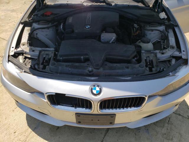WBA3C3C55DF982816 - 2013 BMW 320 I XDRIVE SILVER photo 11