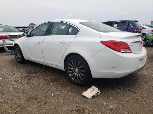 2G4GR5EK6C9122492 - 2012 BUICK REGAL WHITE photo 2