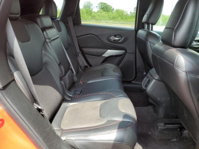 1C4PJMBB2HW635473 - 2017 JEEP CHEROKEE TRAILHAWK RED photo 11