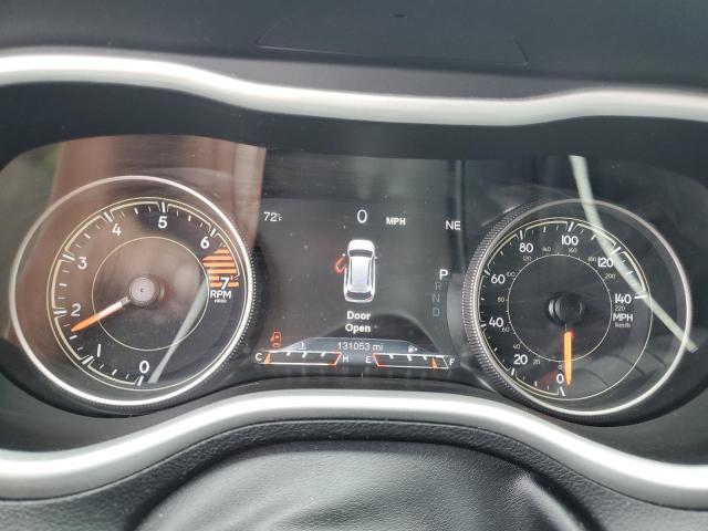 1C4PJMBB2HW635473 - 2017 JEEP CHEROKEE TRAILHAWK RED photo 9