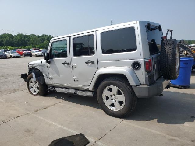 1J4BA5H16BL593875 - 2011 JEEP WRANGLER U SAHARA Silber Foto 2