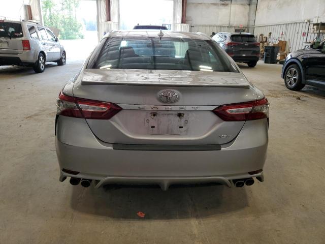 4T1B61HK7KU744477 - 2019 TOYOTA CAMRY XSE SILVER photo 6