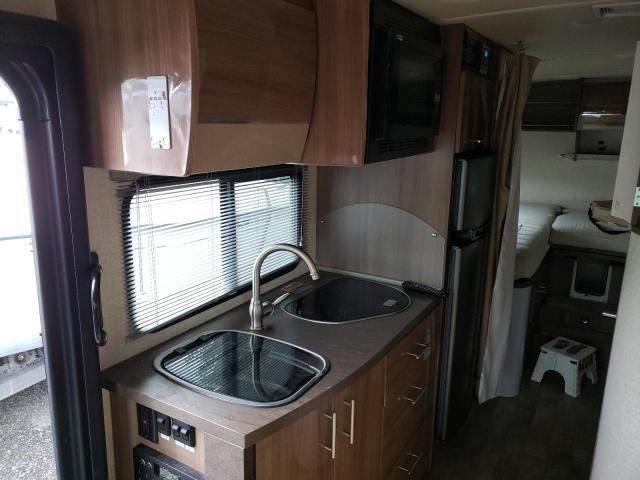 WDAPF4CA7G9701362 - 2016 WINNEBAGO VIA 3500 TWO TONE photo 5