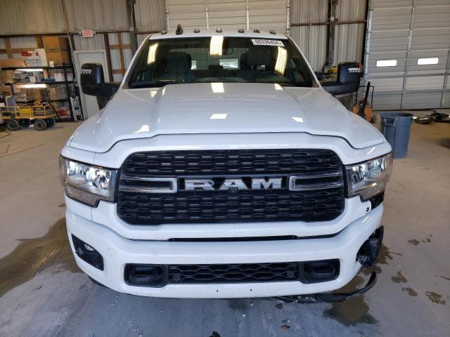 3C6UR5DL4PG618945 - 2023 RAM 2500 BIG HORN WHITE photo 5