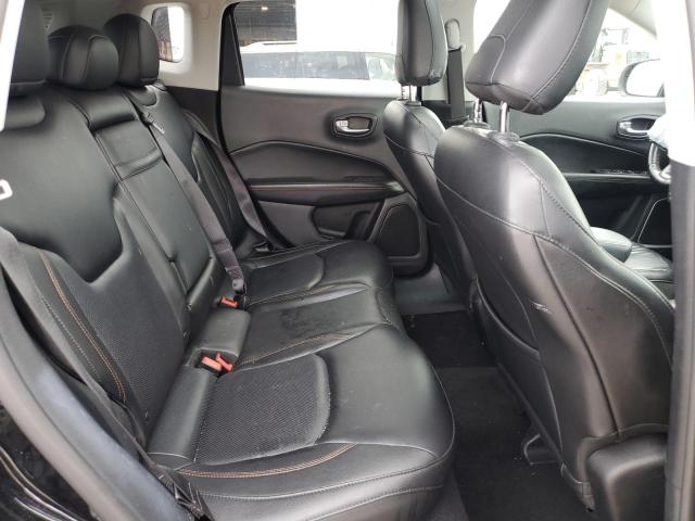 3C4NJDCB3JT135727 - 2018 JEEP COMPASS LIMITED 黑色 照片 11