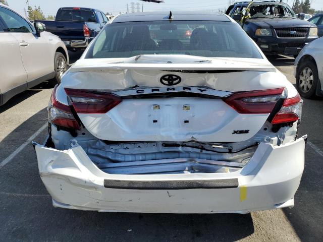 4T1KZ1AK3NU063304 - 2022 TOYOTA CAMRY TRD WHITE photo 6