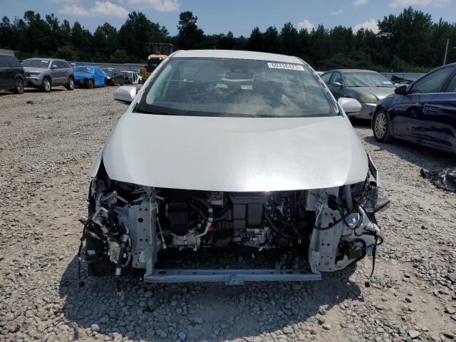 JTDKAMFP1N3204765 - 2022 TOYOTA PRIUS PRIM LE WHITE photo 5