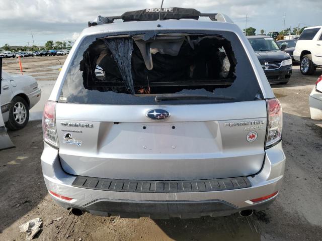 JF2SHAGC2CH406201 - 2012 SUBARU FORESTER TOURING 银色 照片 6