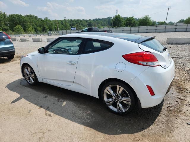 KMHTC6AD8HU315735 - 2017 HYUNDAI VELOSTER WHITE photo 2