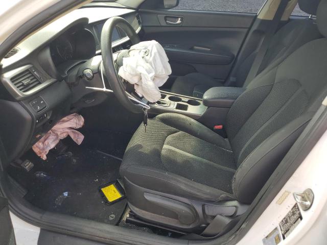 5XXGT4L32KG354476 - 2019 KIA OPTIMA LX WHITE photo 7