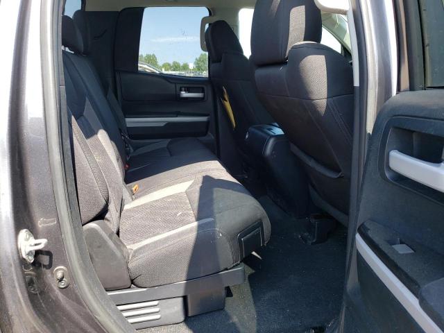 5TFUY5F12HX588624 - 2017 TOYOTA TUNDRA DOUBLE CAB SR/SR5 GRAY photo 10
