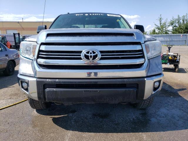 5TFUY5F12HX588624 - 2017 TOYOTA TUNDRA DOUBLE CAB SR/SR5 GRAY photo 5