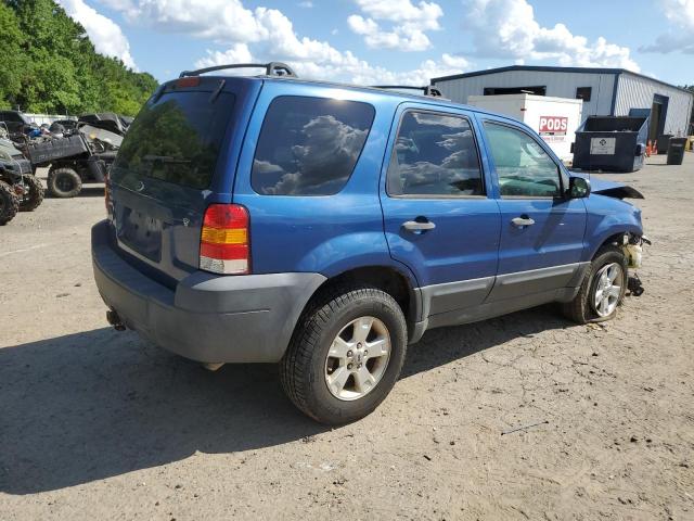 1FMCU93107KA11844 - 2007 FORD ESCAPE XLT BLUE photo 3